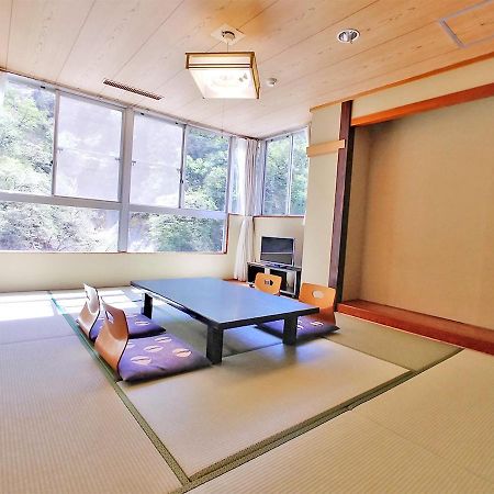 Itoen Hotel Oze Oigami Sanrakuso Numata  Екстериор снимка