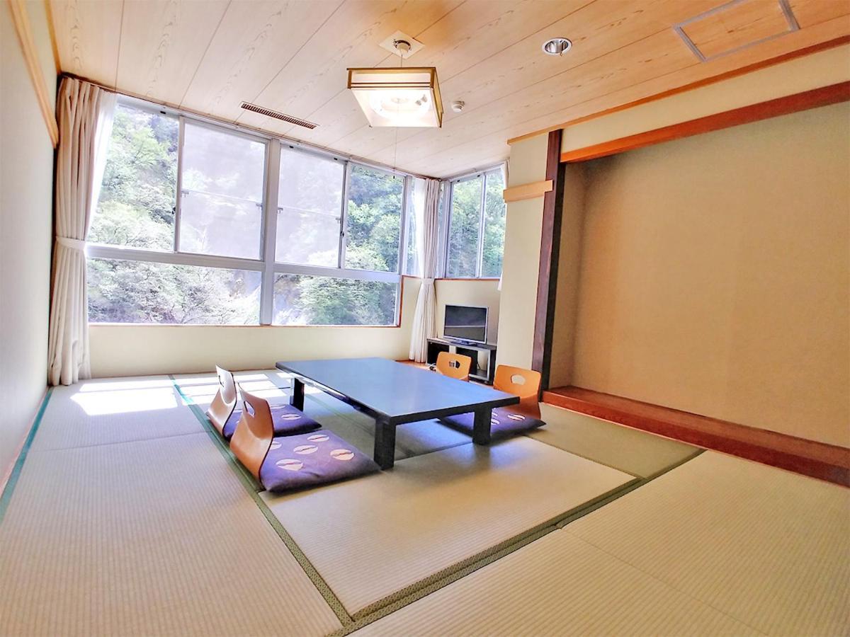 Itoen Hotel Oze Oigami Sanrakuso Numata  Екстериор снимка